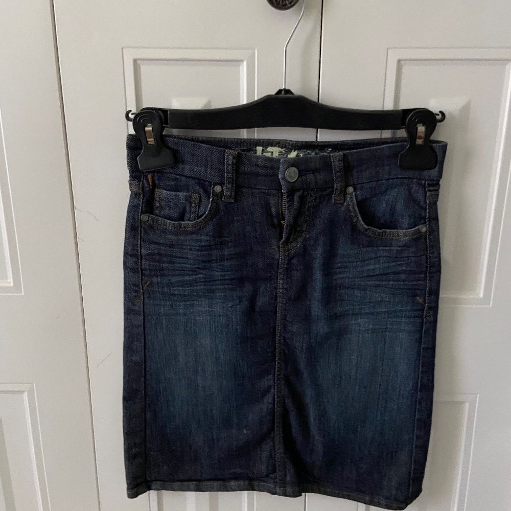 Denim skirt